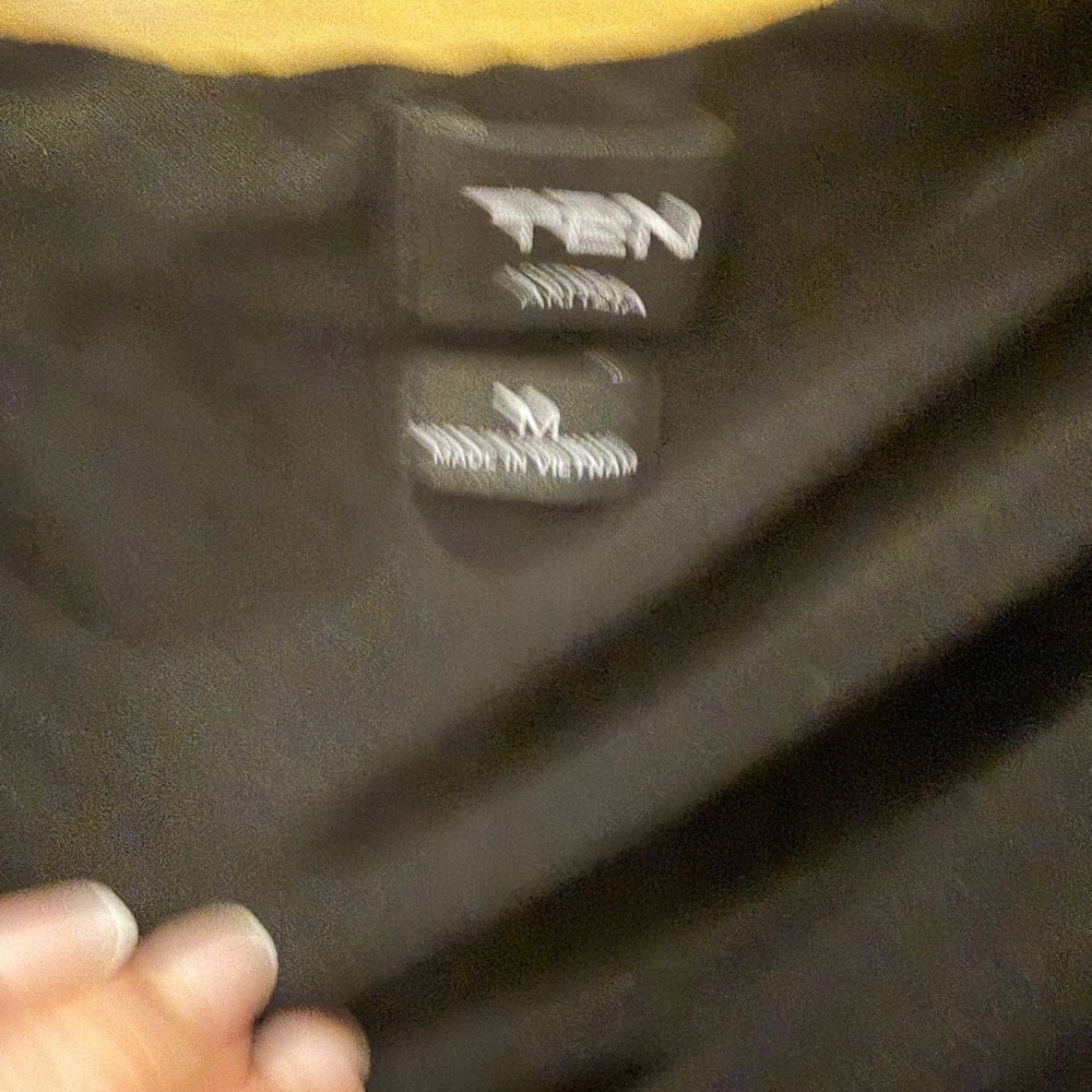 Elrow Top - Picture 6 of 6